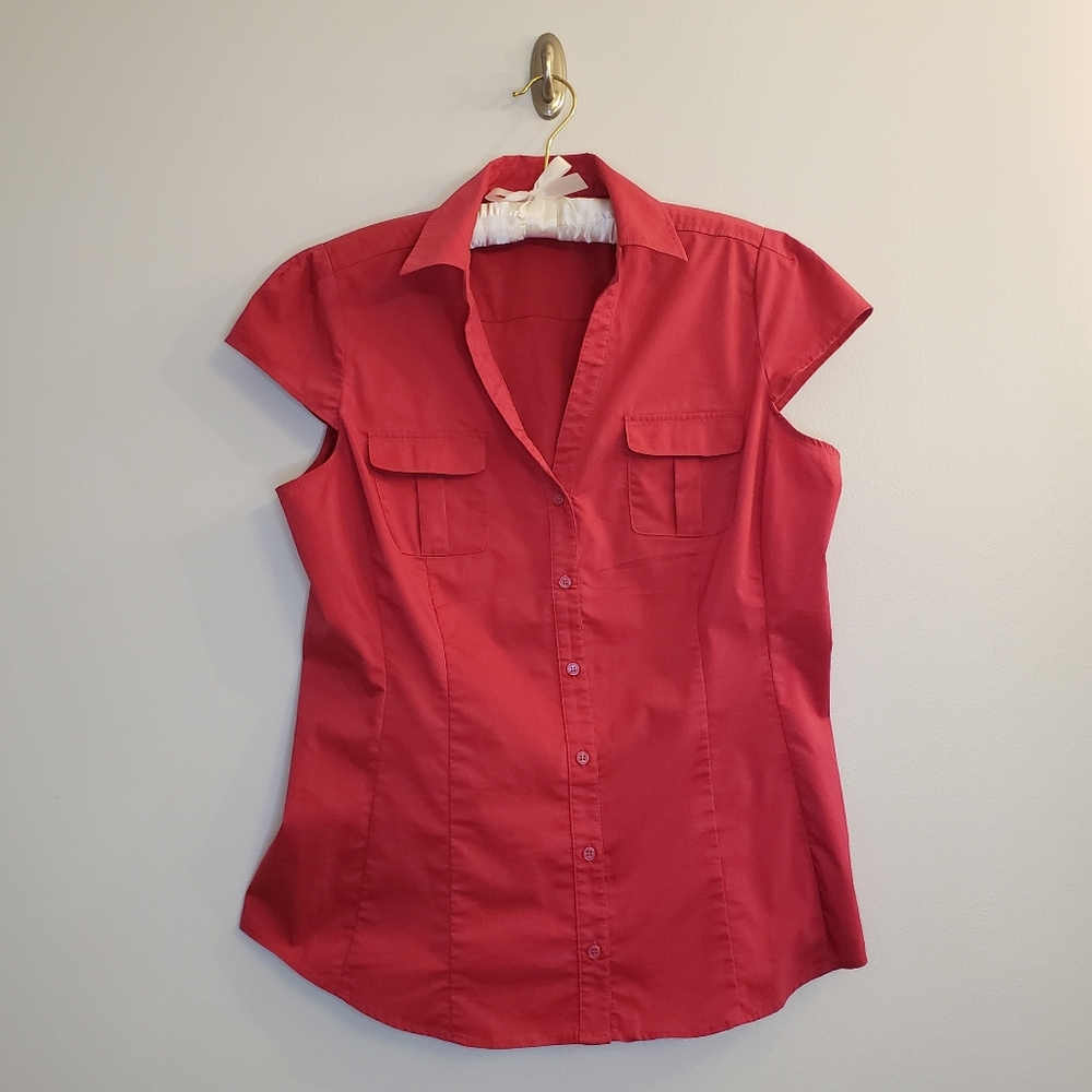 NY&Co Magenta Button-Up Collared Top, Capped Sleeves, EUC, Size L